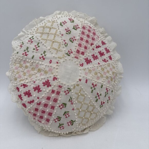 Vintage Needlepoint Throw Pillow Round Floral Beaded Cross Stich Eyelet Grandma - Picture 1 of 7